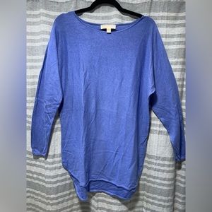 Stunning Michael Kors tunic style sweater in a beautiful blue tone Women’s L
